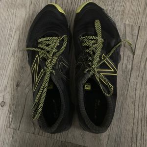 New Balance Black and Green Men’s 9.5 Shoes